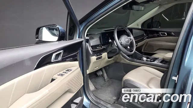 Kia Carnival 2024 thumb 10