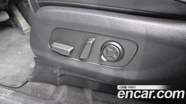 Kia Carnival 2024 thumb 12