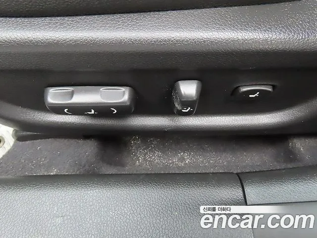 Kia K5 2011 thumb 4