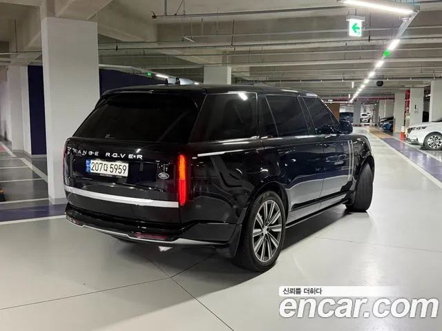 Land Rover Range Rover 2022 thumb 3