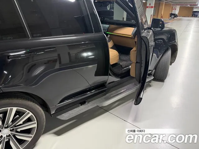 Land Rover Range Rover 2022 thumb 8
