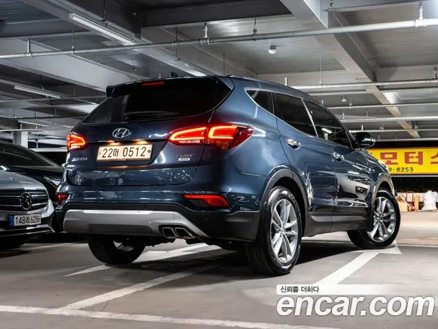 Hyundai Santafe 2016 thumb 2