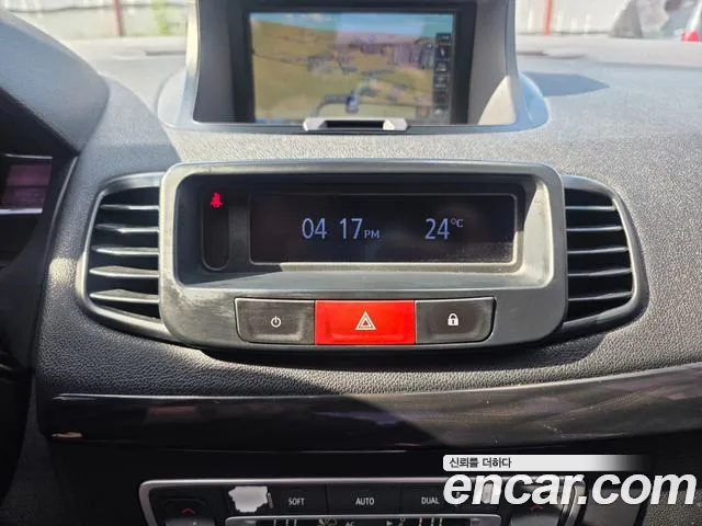 Renault SM3 2014 thumb 10