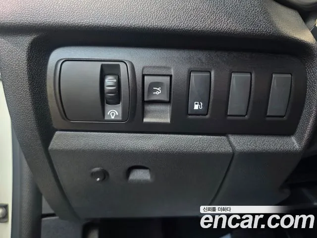 Renault SM3 2014 thumb 8