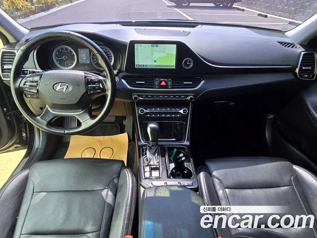 Hyundai Grandeur 2017 thumb 3