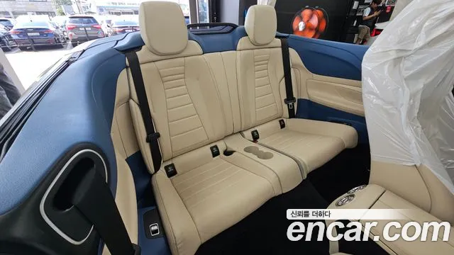 Mercedes-Benz E-Class 2018 thumb 3