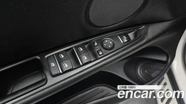 BMW X6 2017 thumb 3