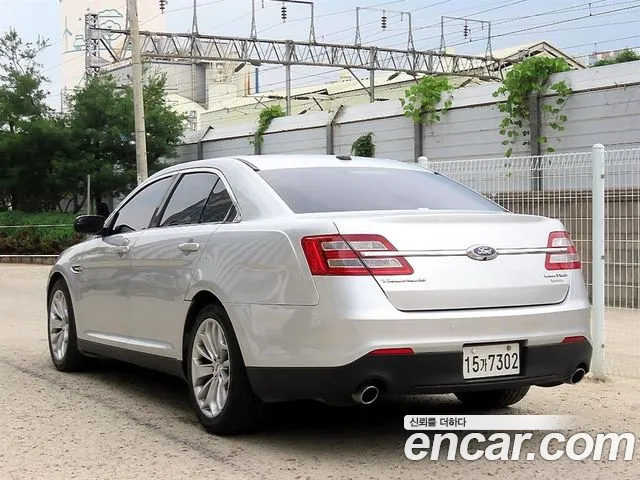 Ford Taurus 2015 thumb 5