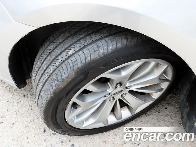 Ford Taurus 2015 thumb 8
