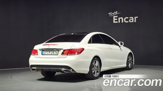 Mercedes-Benz E-Class 2013 thumb 12