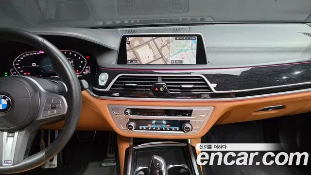 BMW 7 серии 2020 thumb 10