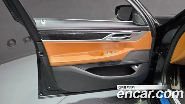 BMW 7 серии 2020 thumb 5