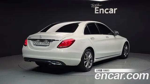 Mercedes-Benz C-Class 2015 thumb 9