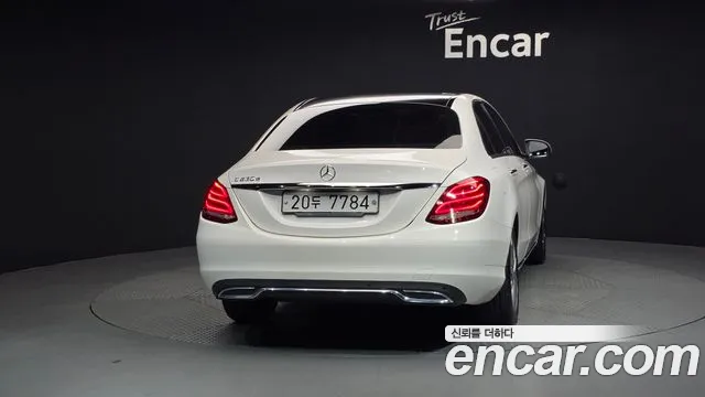 Mercedes-Benz C-Class 2015 thumb 5