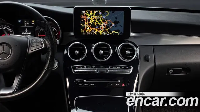 Mercedes-Benz C-Class 2015 thumb 7