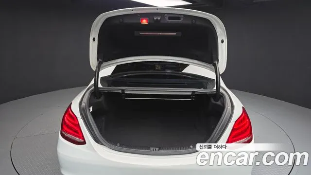 Mercedes-Benz C-Class 2015 thumb 11