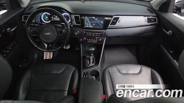 Kia Niro 2017 thumb 11