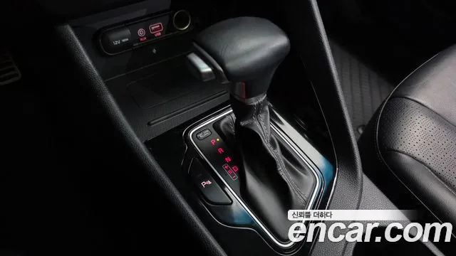 Kia Niro 2017 thumb 8