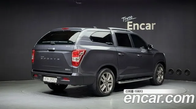 KGM Rexton 2019 thumb 10