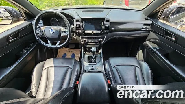 KGM Rexton 2019 thumb 4