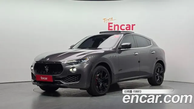 Maserati Levante 2017 thumb 2