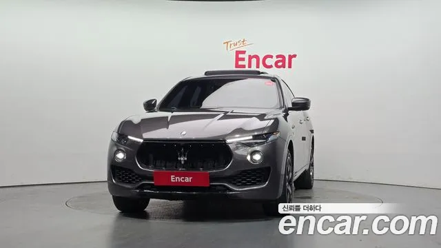Maserati Levante 2017 thumb 3