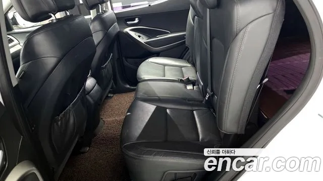 Hyundai Santafe 2015 thumb 11