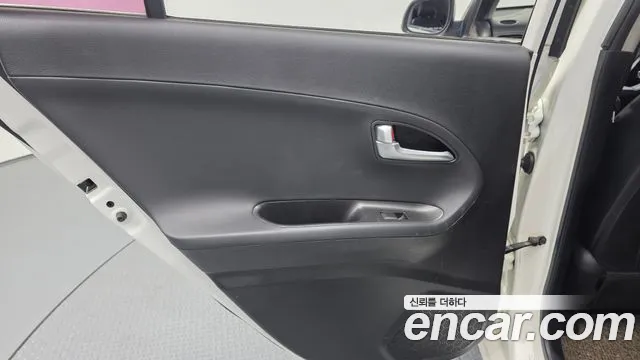 Kia Morning 2015 thumb 5