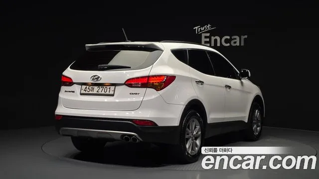 Hyundai Санта Фе 2012 thumb 8