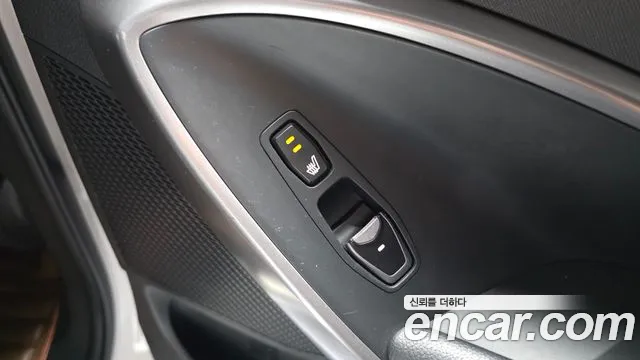 Hyundai Санта Фе 2012 thumb 7