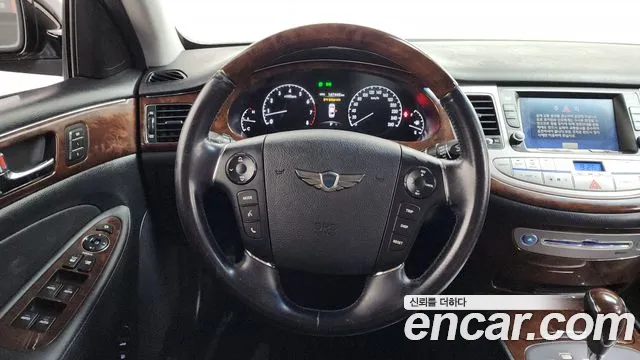 Hyundai Genesis 2011 thumb 3