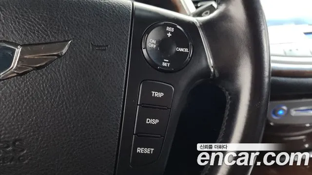Hyundai Genesis 2011 thumb 12