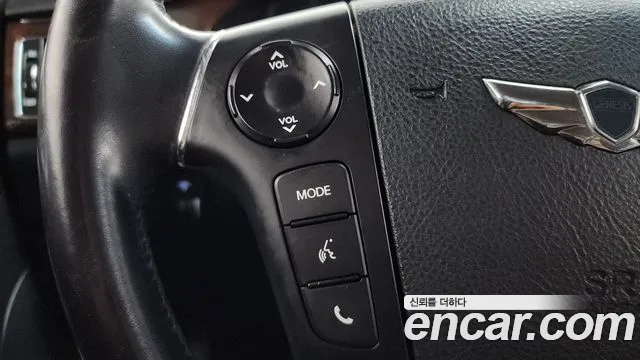 Hyundai Genesis 2011 thumb 8