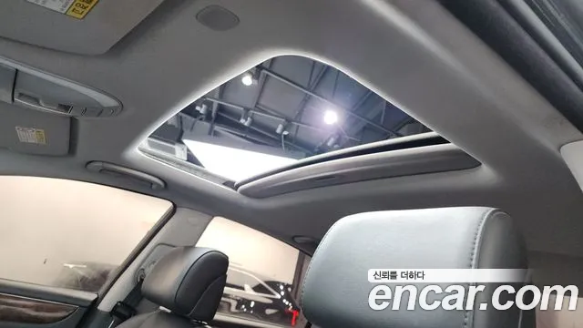 Hyundai Genesis 2011 thumb 11
