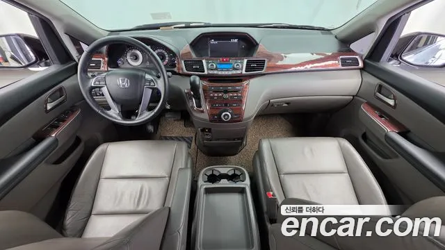 Honda Odyssey 2013 thumb 12