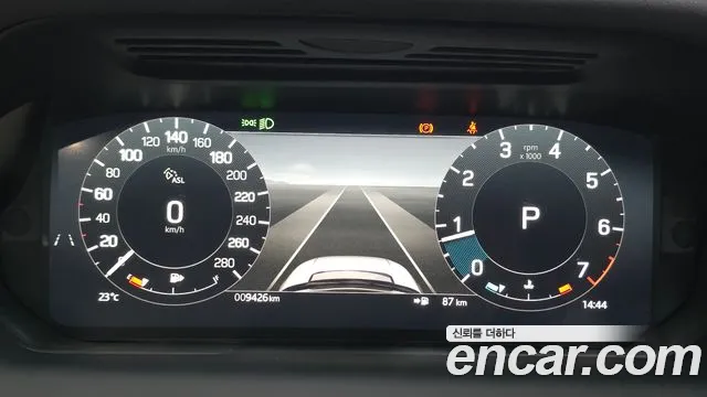 Land Rover Discovery Sport 2025 thumb 6