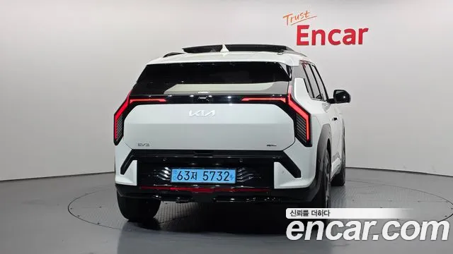 Kia EV3 2025 thumb 4