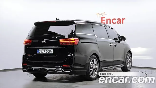 Kia Carnival 2018 thumb 7