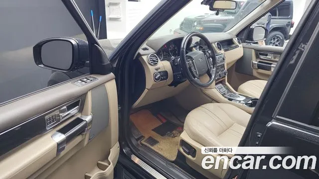 Land Rover Discovery 2014 thumb 11