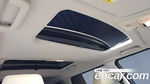 Land Rover Discovery 2014 thumb 8