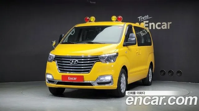 Hyundai Staria 2020 thumb 3