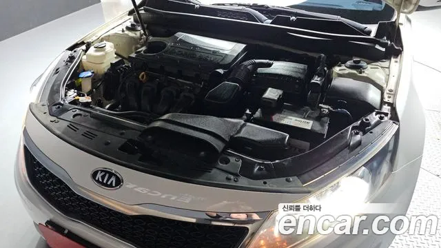 Kia K5 2012 thumb 8