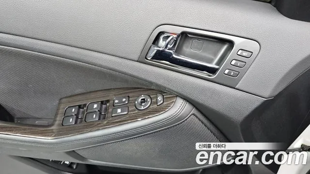 Kia K5 2012 thumb 11