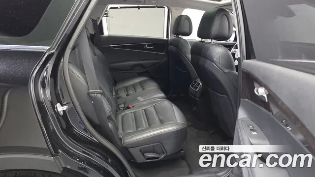 Kia Sorento 2016 thumb 11