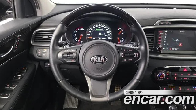 Kia Sorento 2016 thumb 5