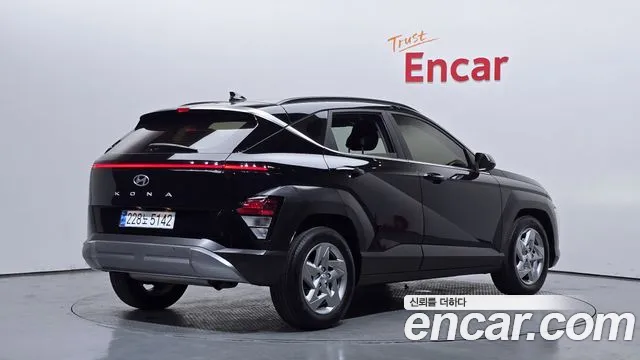Hyundai Kona 2023 thumb 2