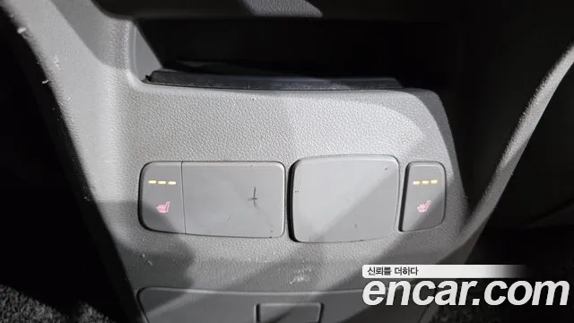 Kia Carnival 2015 thumb 6