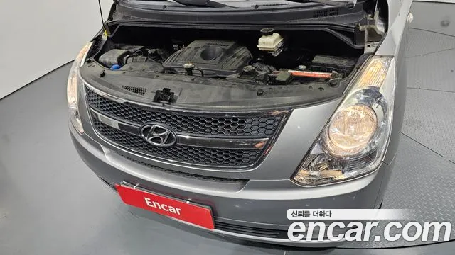 Hyundai Staria 2013 thumb 3