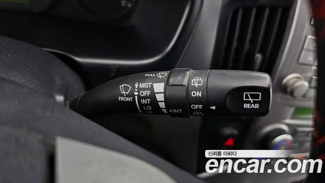 Hyundai Staria 2013 thumb 11
