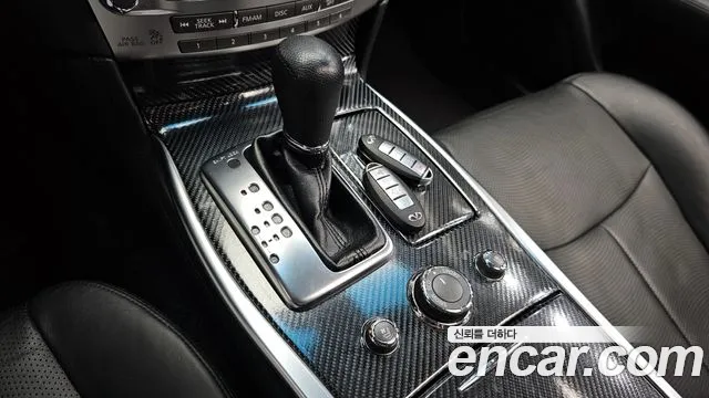 Infiniti M 2010 thumb 9
